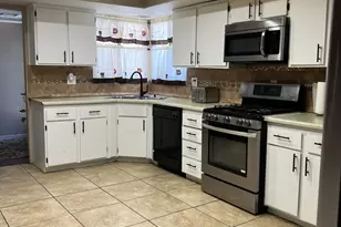 14027 N 33rd Dr, Phoenix, AZ 85053 - Photo 4
