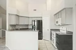 2443 S Lennox, Mesa, AZ 85209 - Photo 4