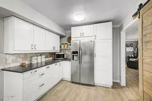 13420 N Hawthorn Dr, Sun City, AZ 85351 - Photo 12