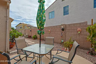 15933 W Mauna Loa Ln, Surprise, AZ 85379 - Photo 28