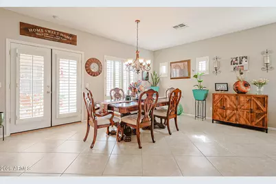 15933 W Mauna Loa Lane, Surprise, AZ 85379 - Photo 6