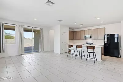 3807 S 83rd Drive, Tolleson, AZ 85353 - Photo 2