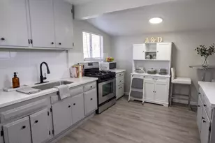 1801 North 25th Pl, Phoenix, AZ 85008 - Photo 14