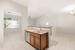 240 W Juniper Ave, Gilbert, AZ 85233 - Photo 22
