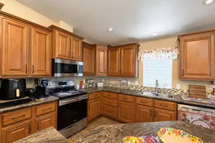 8865 E Baseline Rd, Mesa, AZ 85209 - Photo 10