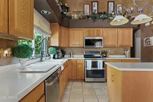 1278 S Monterey St, Gilbert, AZ 85233 - Photo 12