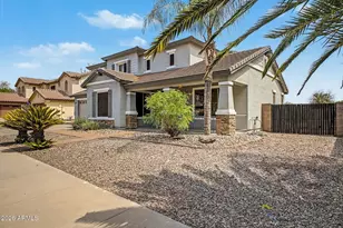 19757 S 190th Dr, Queen Creek, AZ 85142 - Photo 2