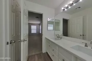 2283 E Palm Beach Dr, Chandler, AZ 85249 - Photo 10
