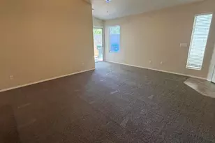 3236 E Kerry Ln, Phoenix, AZ 85050 - Photo 6