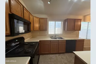 3236 E Kerry Lane, Phoenix, AZ 85050 - Photo 8