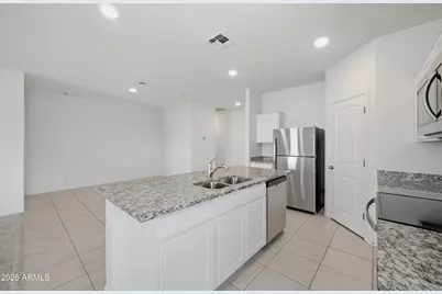 2022 E New Bonnet Lane, San Tan Valley, AZ 85140 - Photo 6