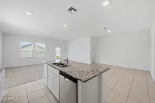 2022 E New Bonnet Ln, San Tan Valley, AZ 85140 - Photo 8