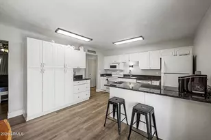1056 W Heather Dr, Mesa, AZ 85201 - Photo 6
