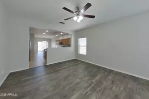 22872 S 218th St, Queen Creek, AZ 85142 - Photo 2