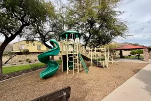2725 E Mine Creek Rd, Phoenix, AZ 85024 - Photo 20