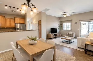 2725 E Mine Creek Rd, Phoenix, AZ 85024 - Photo 2