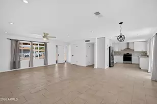2225 W Topeka Dr, Phoenix, AZ 85027 - Photo 6