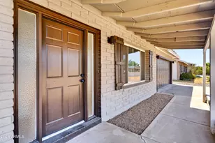 2225 W Topeka Dr, Phoenix, AZ 85027 - Photo 4