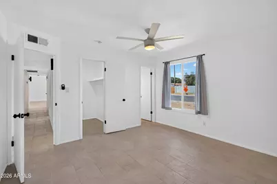2225 W Topeka Drive, Phoenix, AZ 85027 - Photo 18