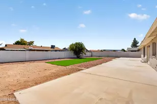 2225 W Topeka Dr, Phoenix, AZ 85027 - Photo 38