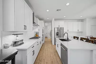 1993 W Hide Trail, Phoenix, AZ 85085 - Photo 8