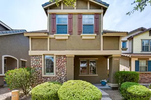 4383 E Morrow Dr, Phoenix, AZ 85050 - Photo 2