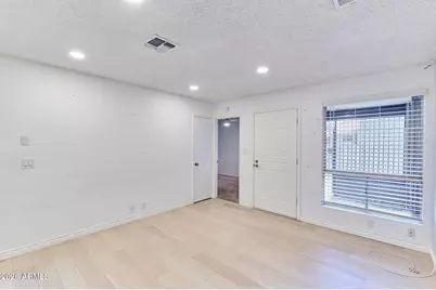 9027 W Elm Street #7, Phoenix, AZ 85037 - Photo 4