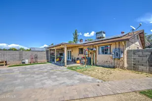 5040 N 41st Dr, Phoenix, AZ 85019 - Photo 34