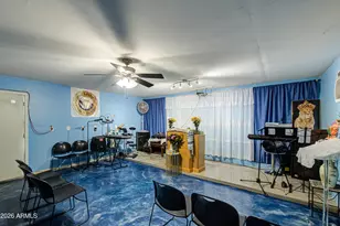 5040 N 41st Dr, Phoenix, AZ 85019 - Photo 32