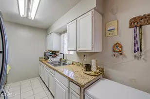 5040 N 41st Dr, Phoenix, AZ 85019 - Photo 16