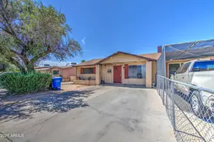5040 N 41st Dr, Phoenix, AZ 85019 - Photo 1