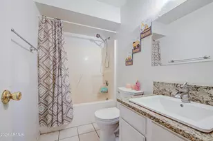 5040 N 41st Dr, Phoenix, AZ 85019 - Photo 28