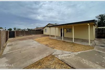 2211 N 54th Lane, Phoenix, AZ 85035 - Photo 10