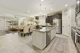 17556 W Bajada Rd, Surprise, AZ 85387 - Photo 6