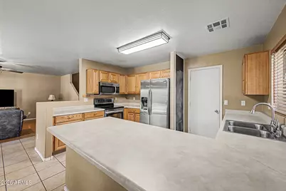 10637 W Pima Street, Tolleson, AZ 85353 - Photo 12