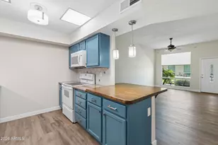 13078 N 100th Dr, Sun City, AZ 85351 - Photo 8