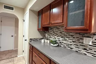 11430 N Blue Ridge Dr, Sun City, AZ 85351 - Photo 6