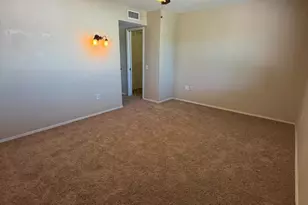 11430 N Blue Ridge Dr, Sun City, AZ 85351 - Photo 20