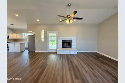 5201 W Mercer Lane, Glendale, AZ 85304 - Photo 2
