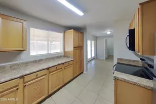 5017 W Sierra Vista Dr, Glendale, AZ 85301 - Photo 6