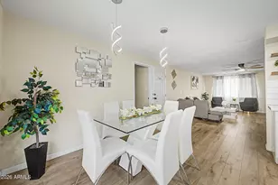 6226 W Almeria Rd, Phoenix, AZ 85035 - Photo 12