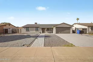 6226 W Almeria Rd, Phoenix, AZ 85035 - Photo 2