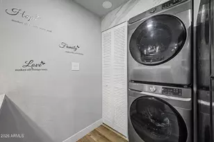 6226 W Almeria Rd, Phoenix, AZ 85035 - Photo 40