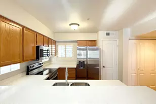 5665 W Galveston St, Chandler, AZ 85226 - Photo 6