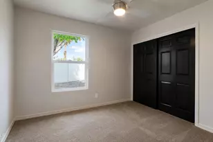 4517 E Desert View Dr, Phoenix, AZ 85044 - Photo 26