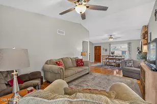 2032 W Meadow Dr, Phoenix, AZ 85023 - Photo 16