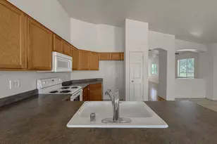 8630 W Las Palmaritas Dr, Peoria, AZ 85345 - Photo 10