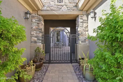 2538 W Shinnecock Way, Phoenix, AZ 85086 - Photo 6