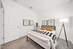 22333 W Burnett Rd, Surprise, AZ 85387 - Photo 24