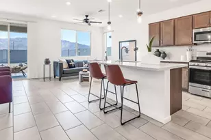 22333 W Burnett Rd, Surprise, AZ 85387 - Photo 8